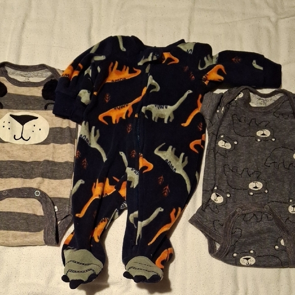 Carter's Blue and Orange Dinosaur Footies for Cozy Comfort Set Of 3 (Chi023) - Picture 1 of 5